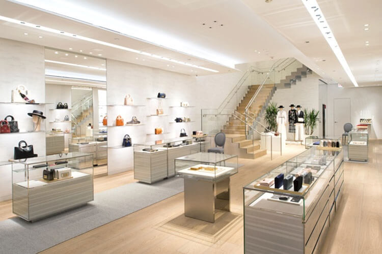 Showroom túi xách với thiết kế sang trọng, hiện đại