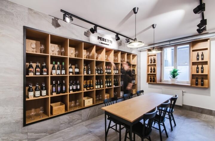 Showroom rượu và thực phẩm Organic
