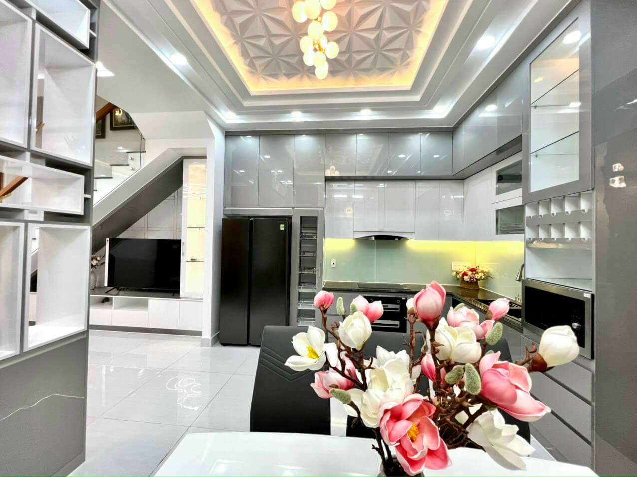 Nhà Phố Omely Phú Xuân