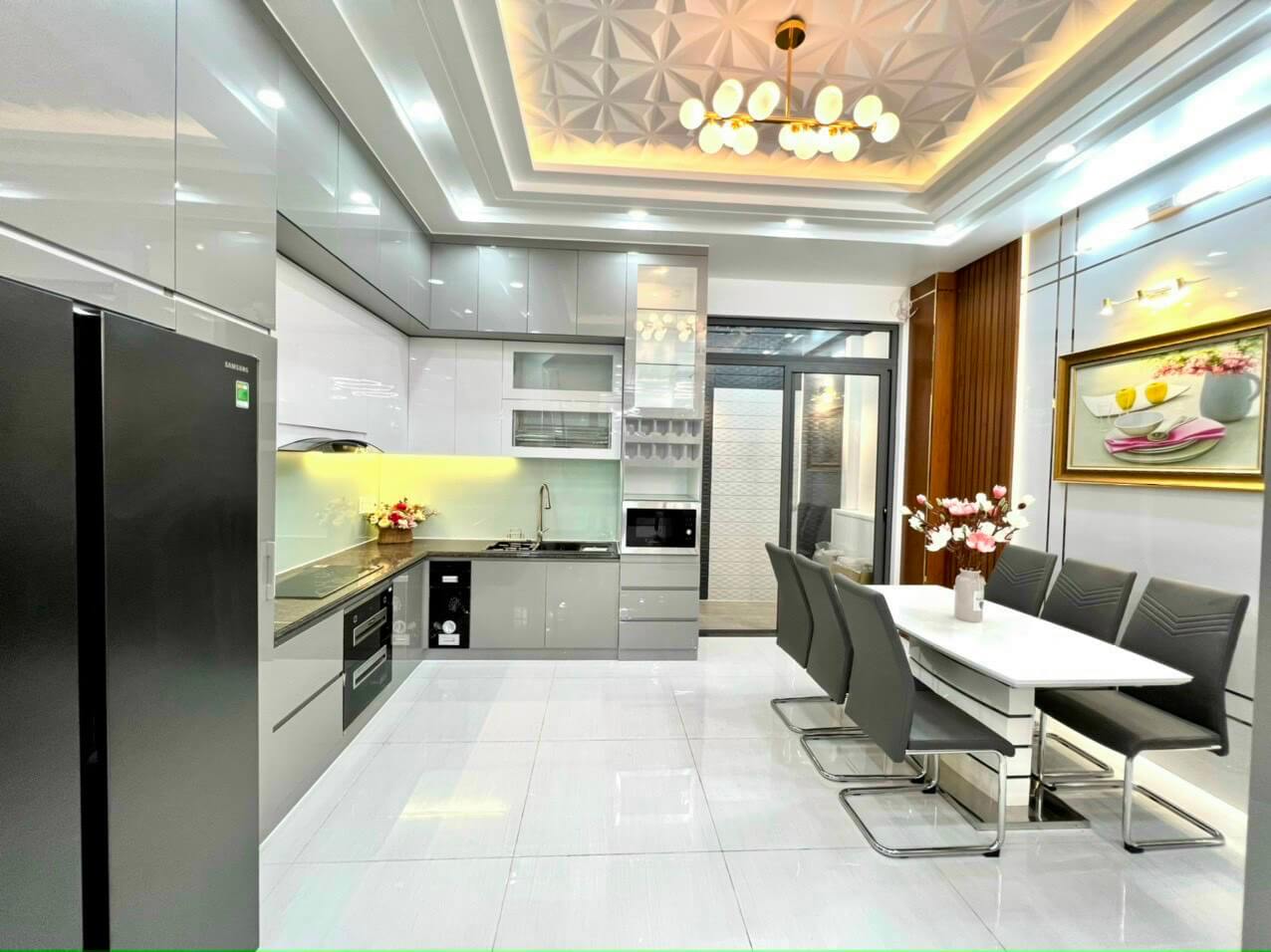 Nhà Phố Omely Phú Xuân