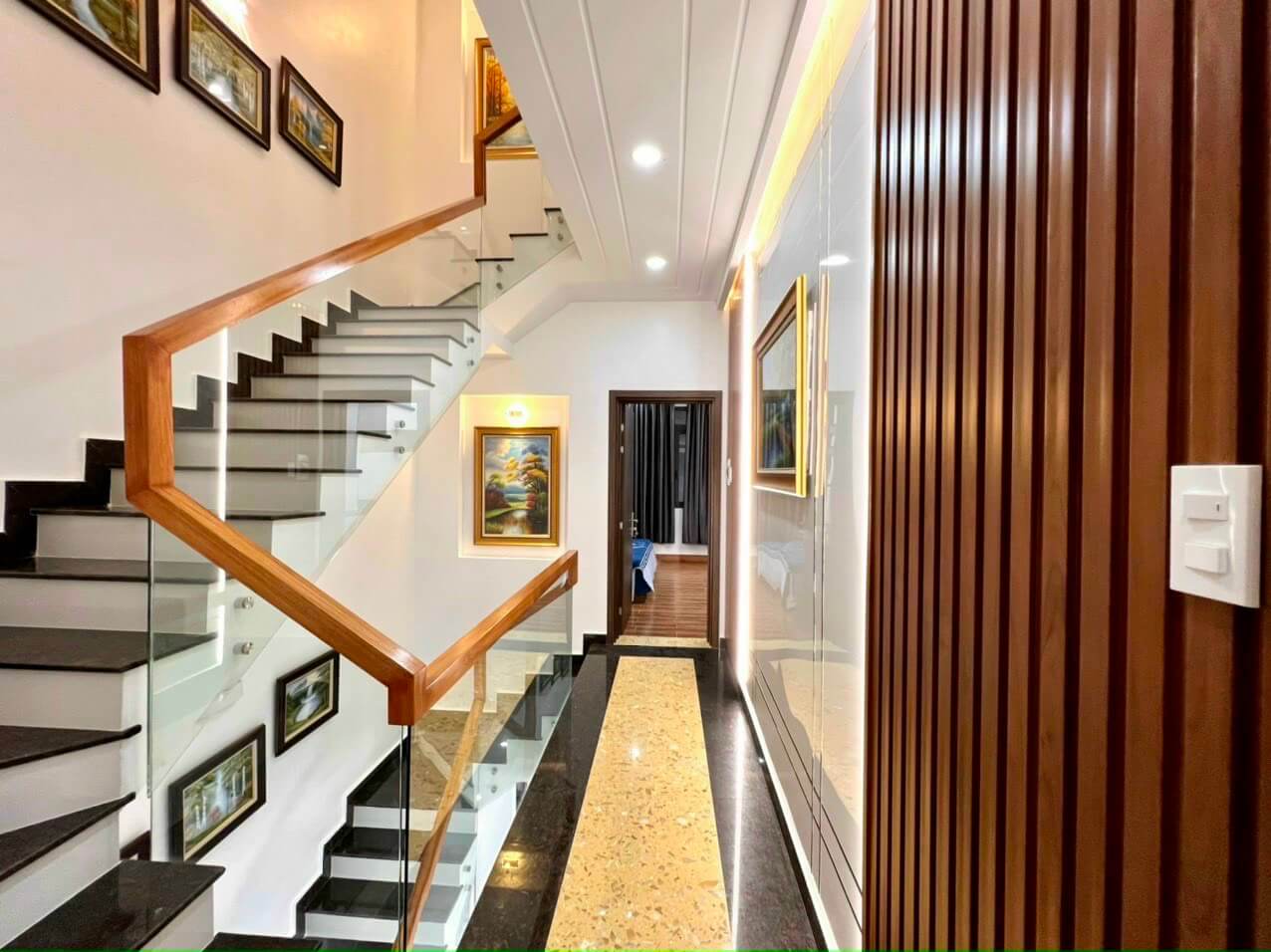 Nhà Phố Omely Phú Xuân