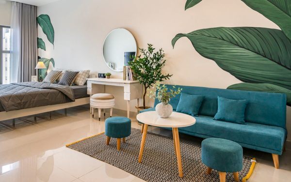 Sử dụng thêm các màu sắc như xanh nước, thẫm tạo cảm giác như đang ở trong bãi biển